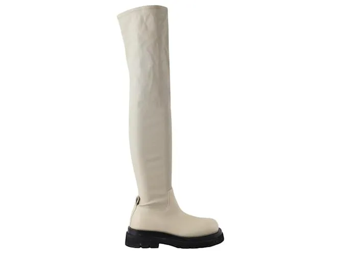 Bottega Veneta Stivali di pelle Beige