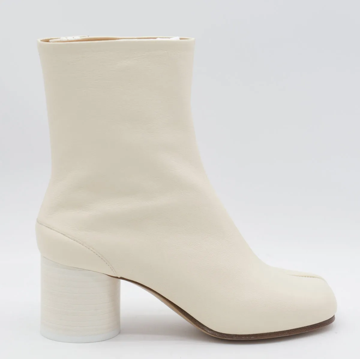 Boots Light And Natural