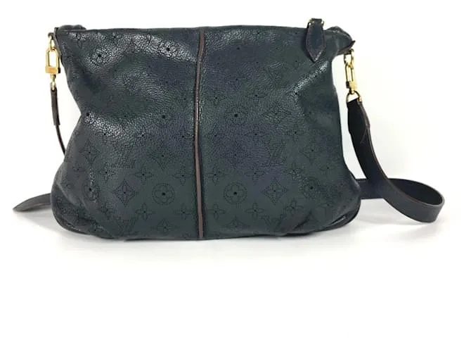 Borsa a Spalla Louis Vuitton Monogram Mahina Selene MM Nero