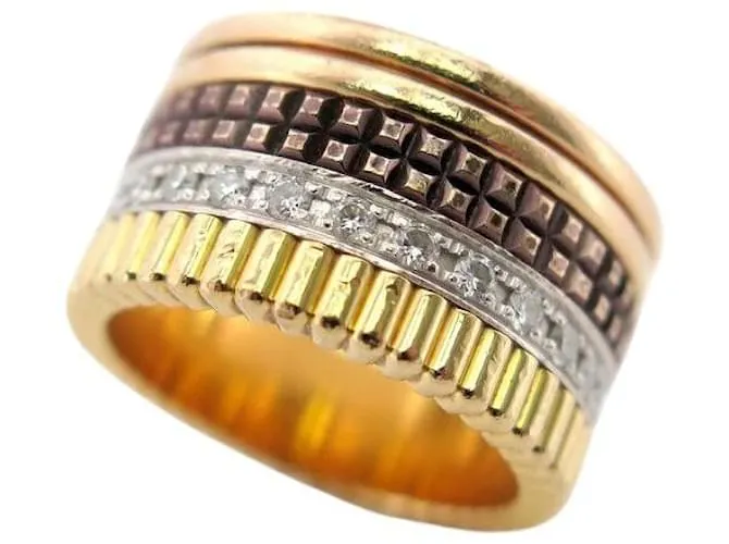 Anello Boucheron Quatre Classique Large JRG00623 T50 Oro 18K 0.51CT D'oro