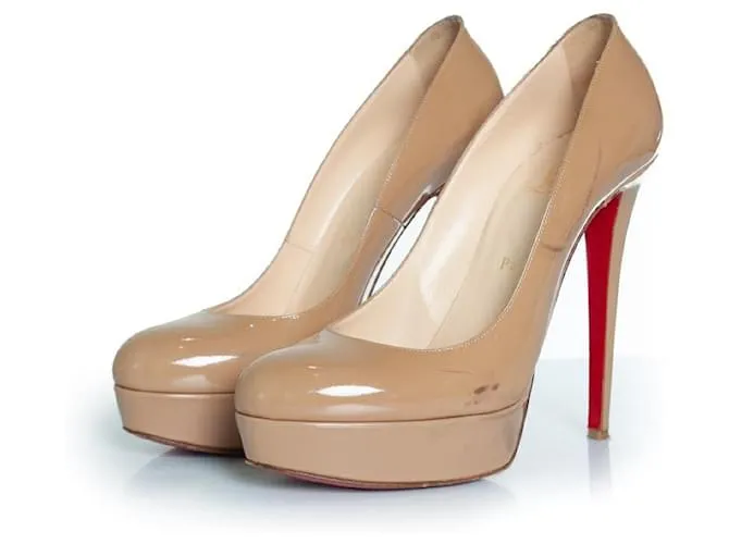 Christian Louboutin, décolleté beige Bianca