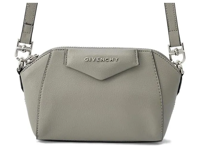 Borsa a Spalla in Pelle Antigona di Givenchy Marrone