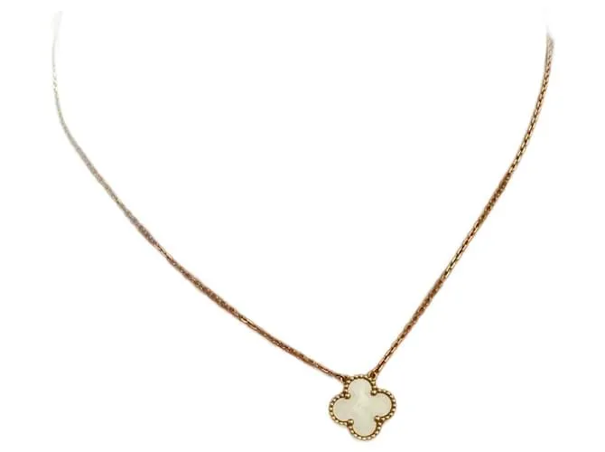 Van Cleef & Arpels alhambra Bianco