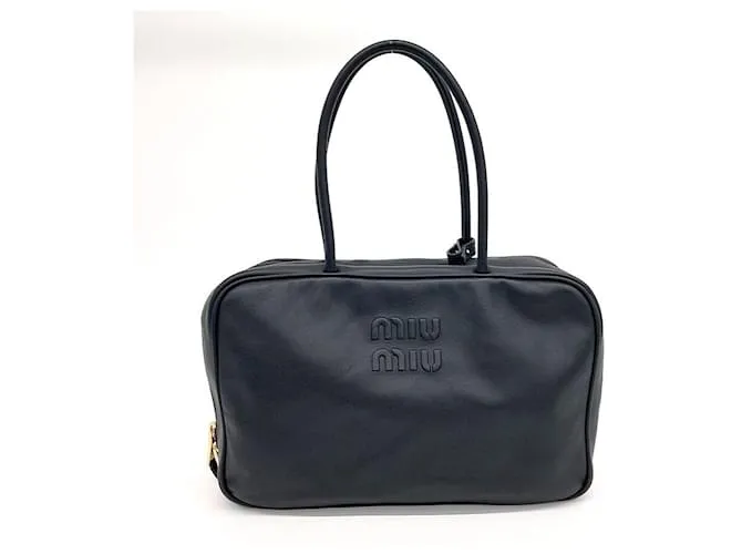 Borsa da bowling con logo in rilievo Miu Miu (5BB117) Nero