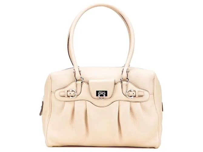 Salvatore Ferragamo Borsa a mano plissettata Gancini in pelle marrone Ferragamo Beige