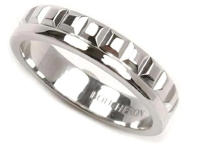 Anello Boucheron Quatre Radiant in oro bianco Au750 misura 9 Argento Metallico