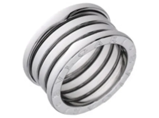 Bulgari Anello B-Zero1 da donna in oro bianco 18K di Bvlgari