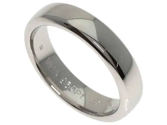 Anello in platino Tendremont #47 di Van Cleef & Arpels