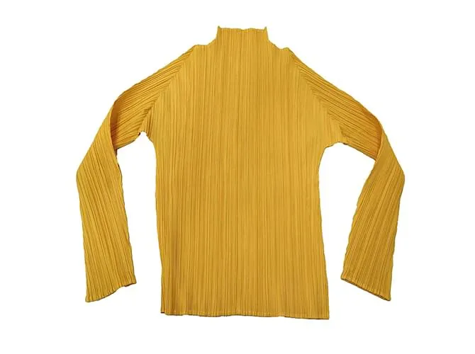Bellissimo top Issey Miyake Pleats Please. Giallo