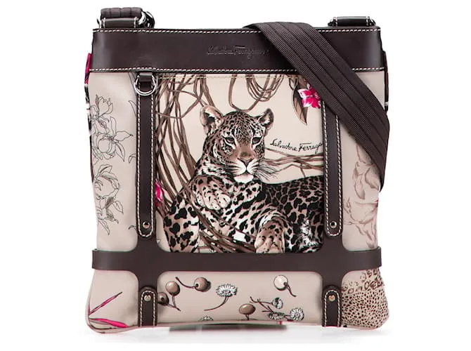 Salvatore Ferragamo Borsa a tracolla safari in nylon marrone Ferragamo Beige