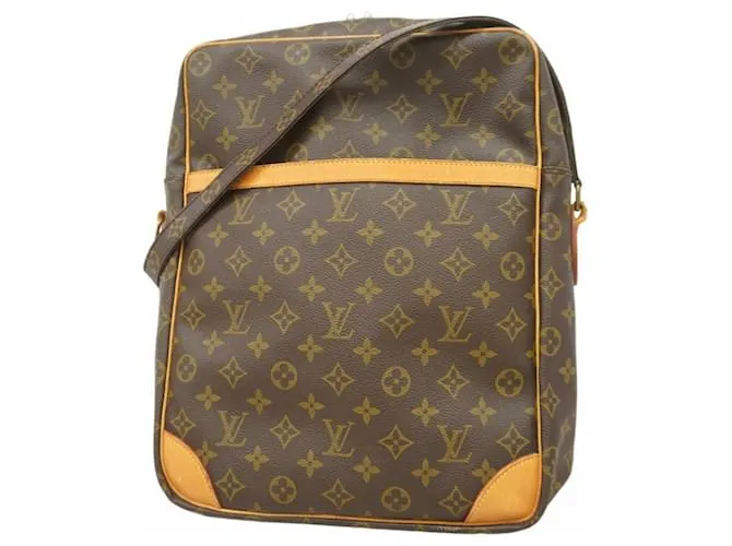 Borsa a Spalla Monogram Danube GM di Louis Vuitton Marrone