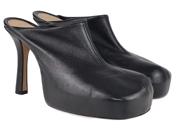 Bottega Veneta Mule a punta quadrata nera Nero