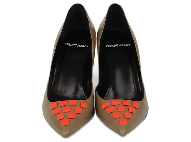 Décolleté D'Orsay in vernice beige/arancione neon di Pierre Hardy