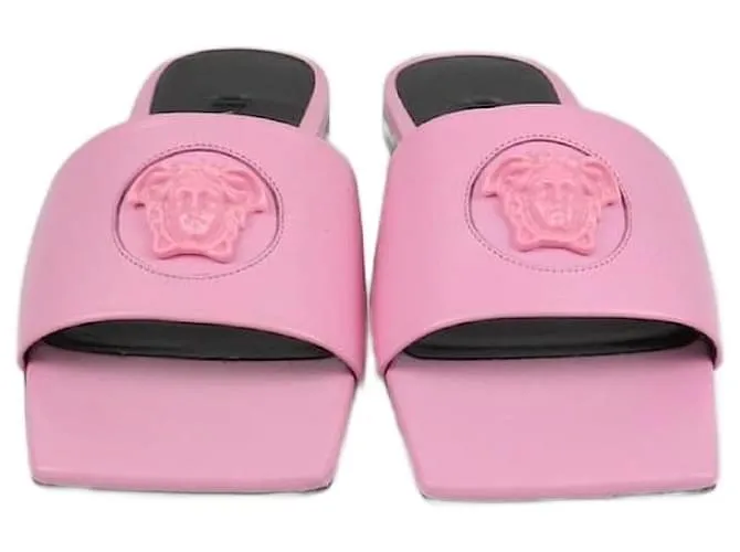 Sandali piatti a punta quadrata Medusa rosa baby di Versace
