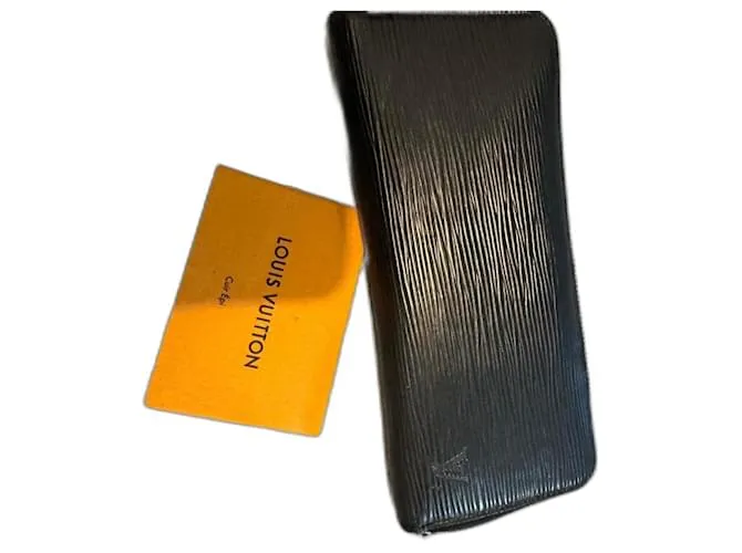 Zippy Louis Vuitton Portafoglio orizzontale in pelle a grana Nero