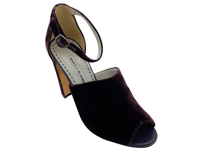 Sandali in velluto viola con cinturino alla caviglia Manolo Blahnik Porpora