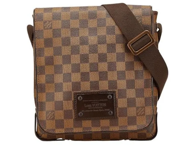 Borsa a spalla Damier Brooklyn PM di Louis Vuitton Metallico Bronzo
