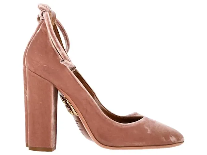 Pumps con tacco a blocco e cinturino alla caviglia Alix di Aquazzura in velluto rosa Marrone