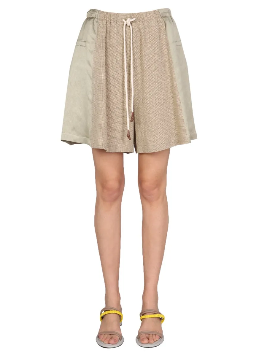 Bermuda With Tartan Motif