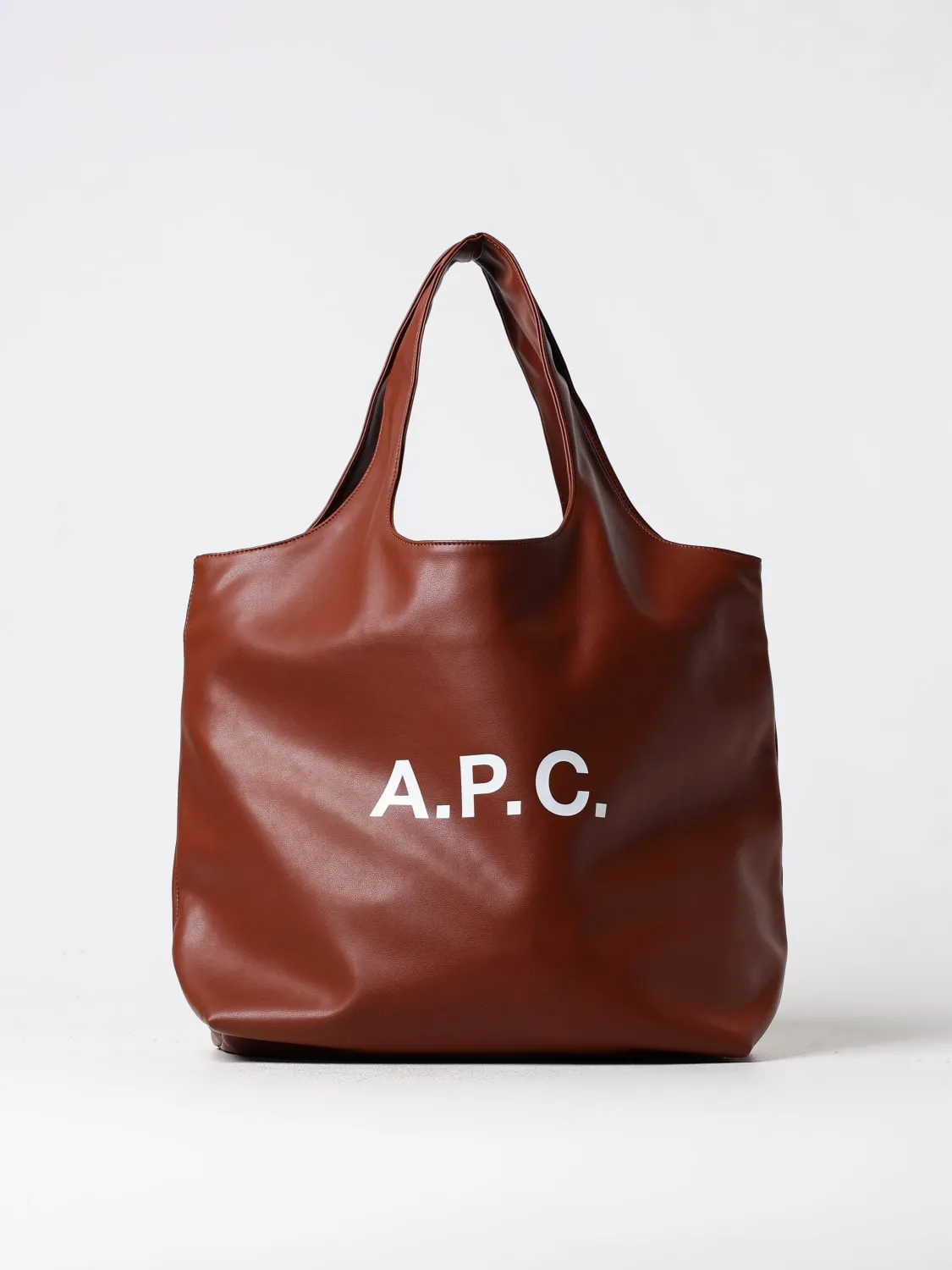 Borsa Ninon A.P.C. in pelle sintetica con logo stampato