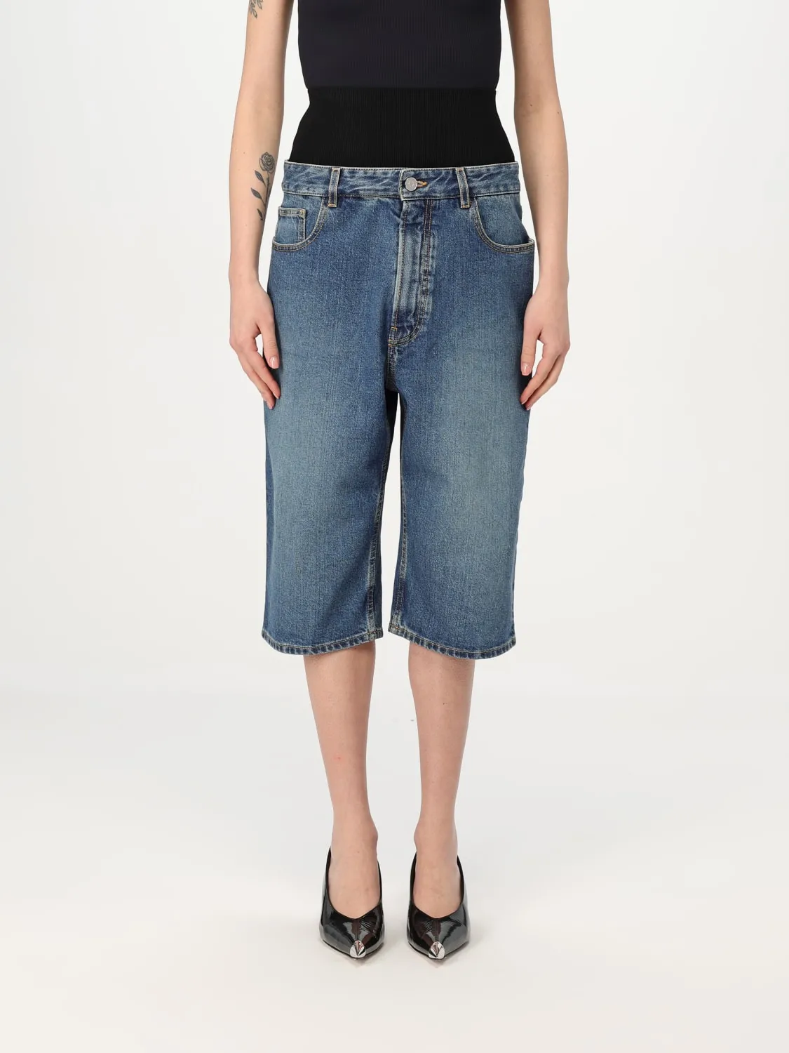 Bermuda AlaÏa in denim