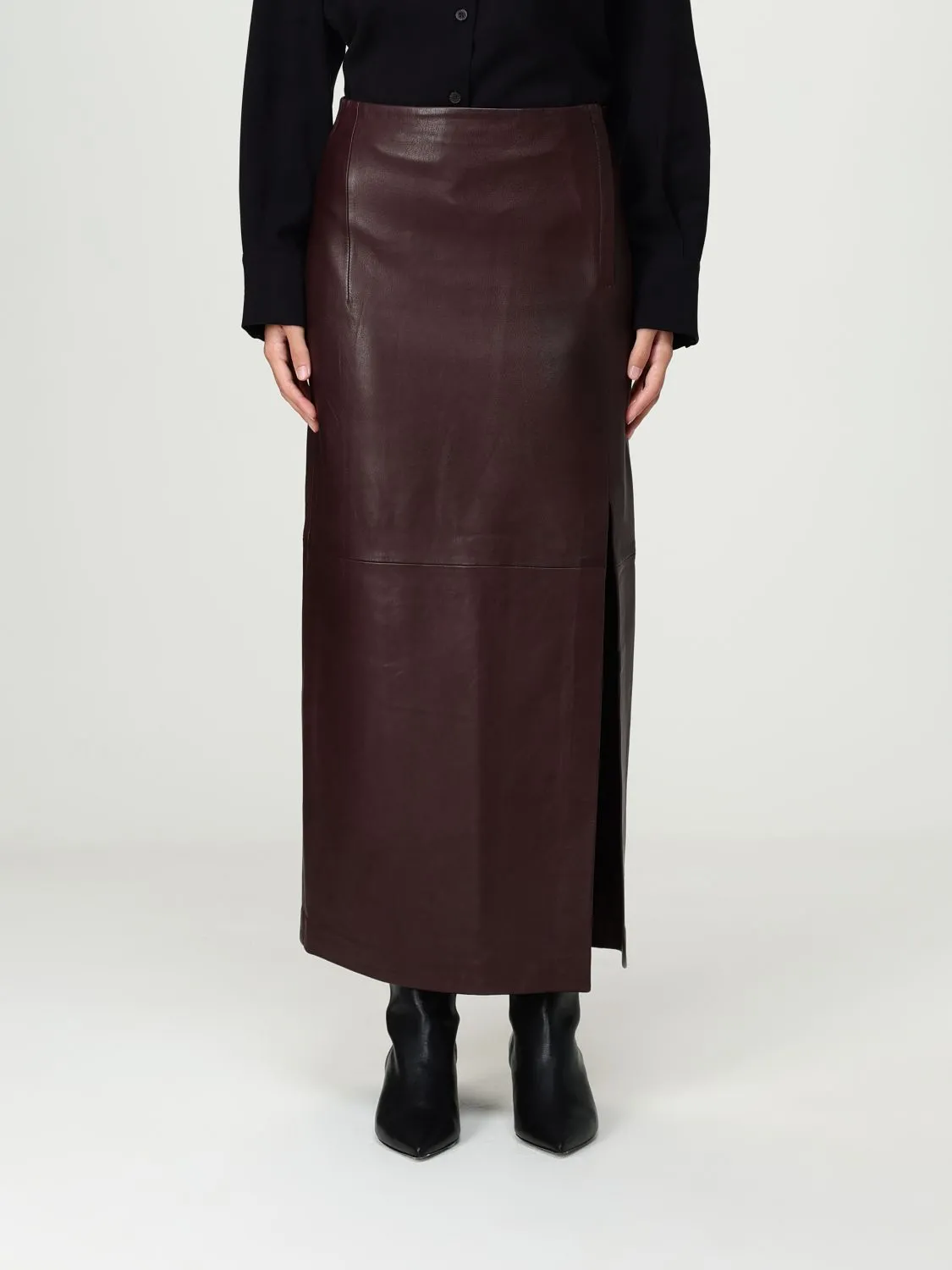 Gonna Alysi in pelle