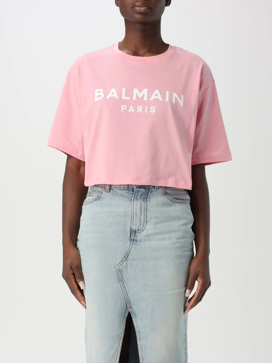 T-shirt cropped Balmain in cotone con logo