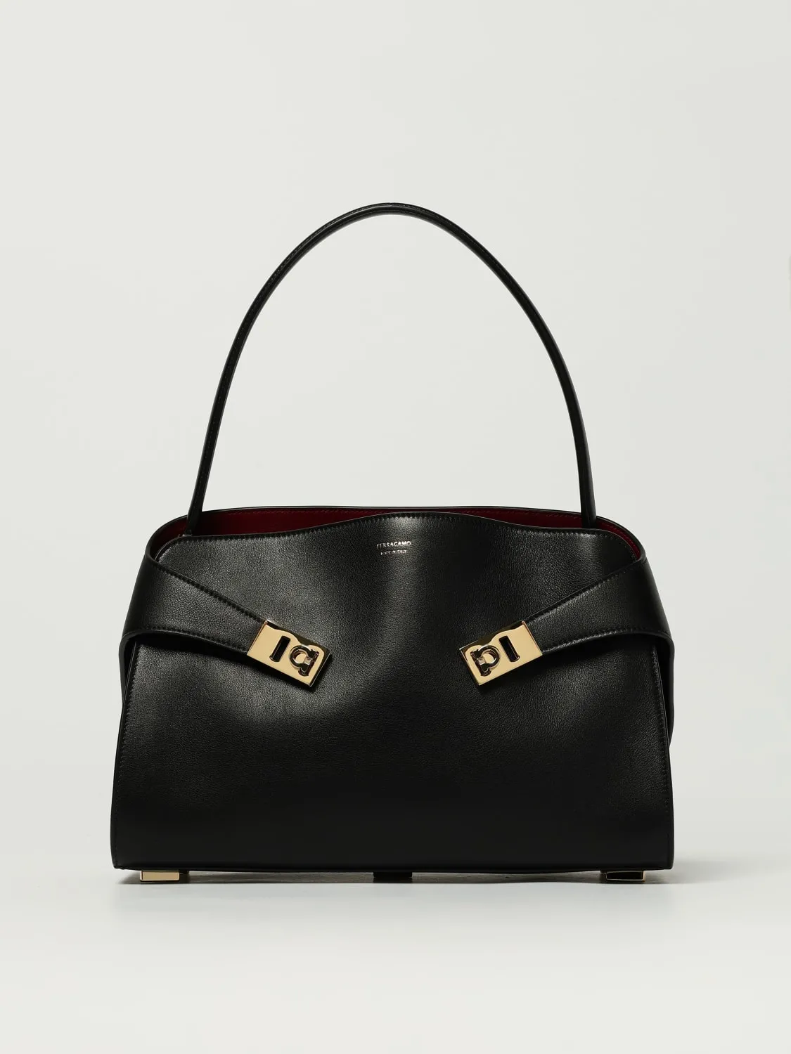 Borsa Hug Soft Ferragamo in pelle di vitello