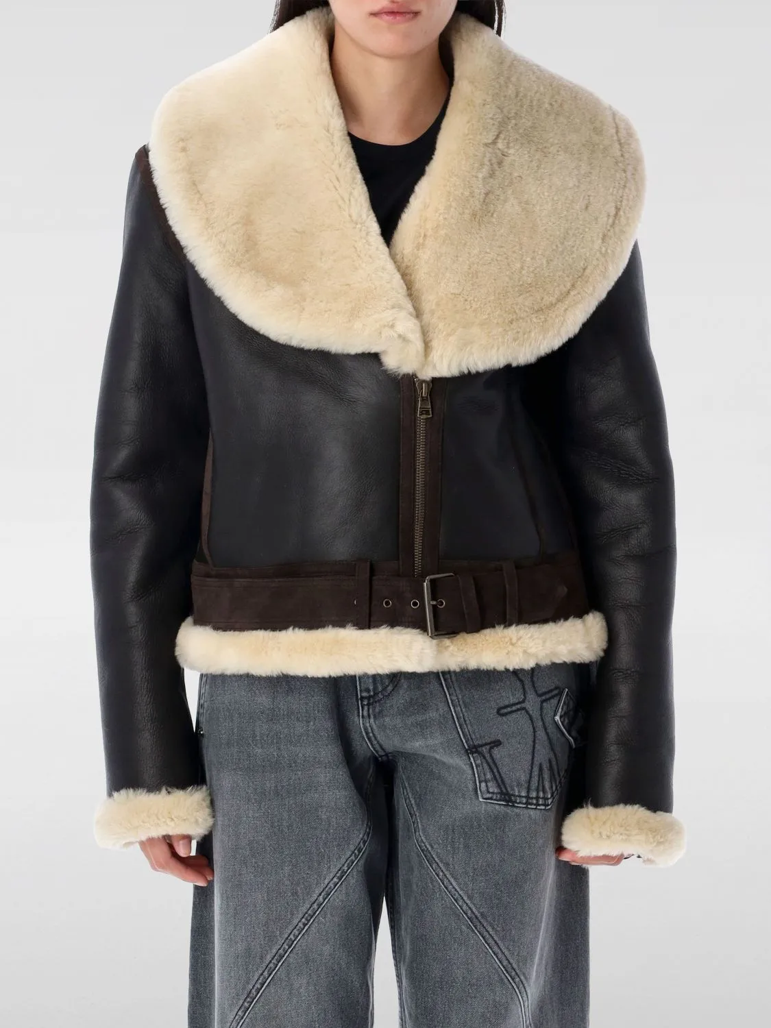Montone JW Anderson in pelle e shearling