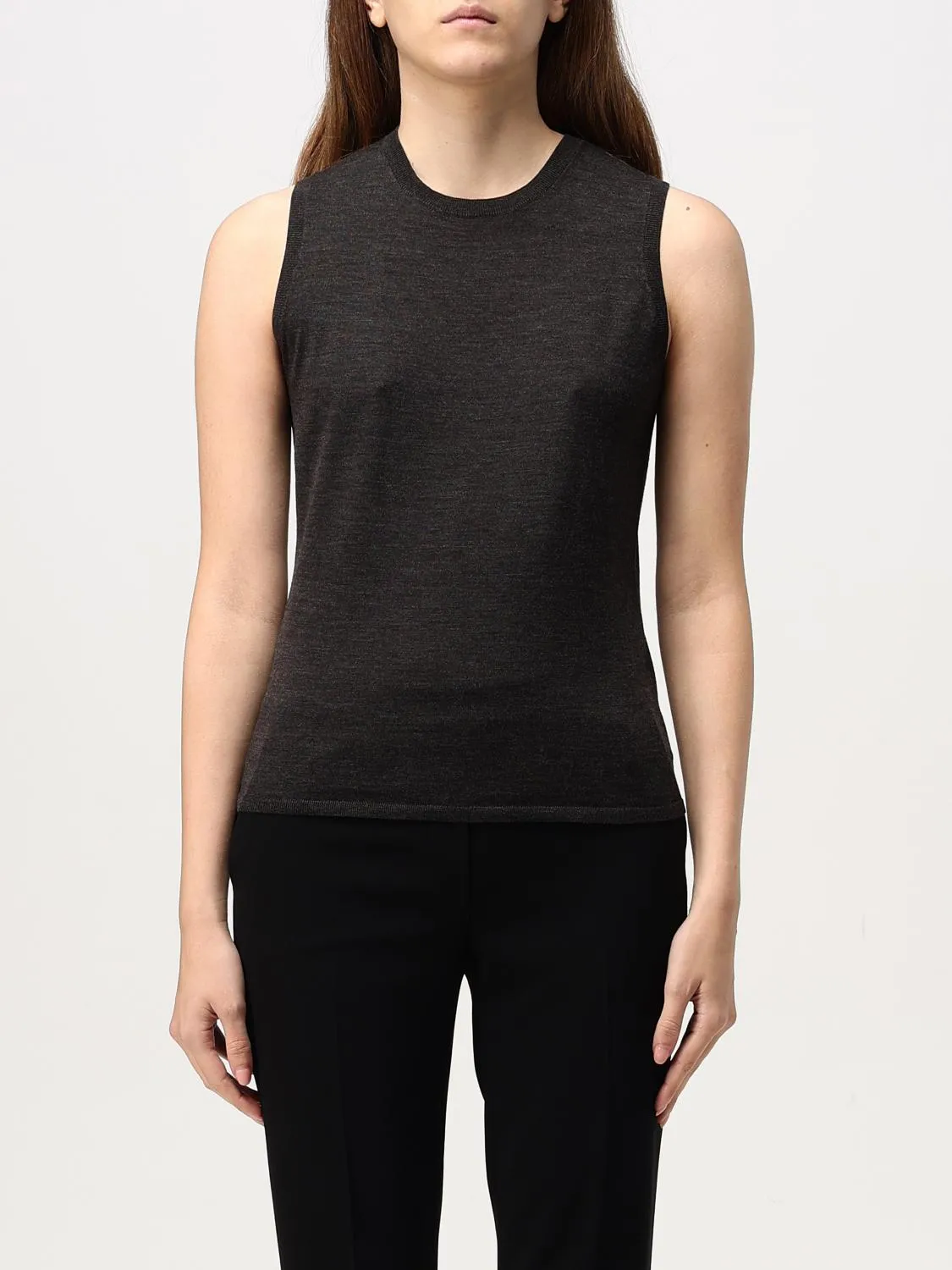 Top Theory in lana Merino