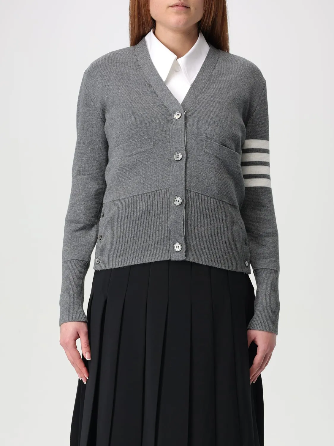 Cardigan a v 4-bar Thom Browne in lana vergine